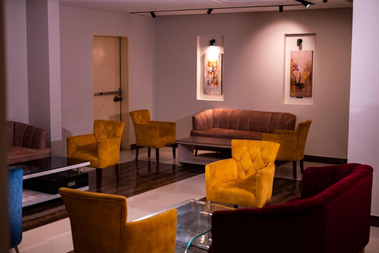 Ahlin Suites Riad Exterior foto