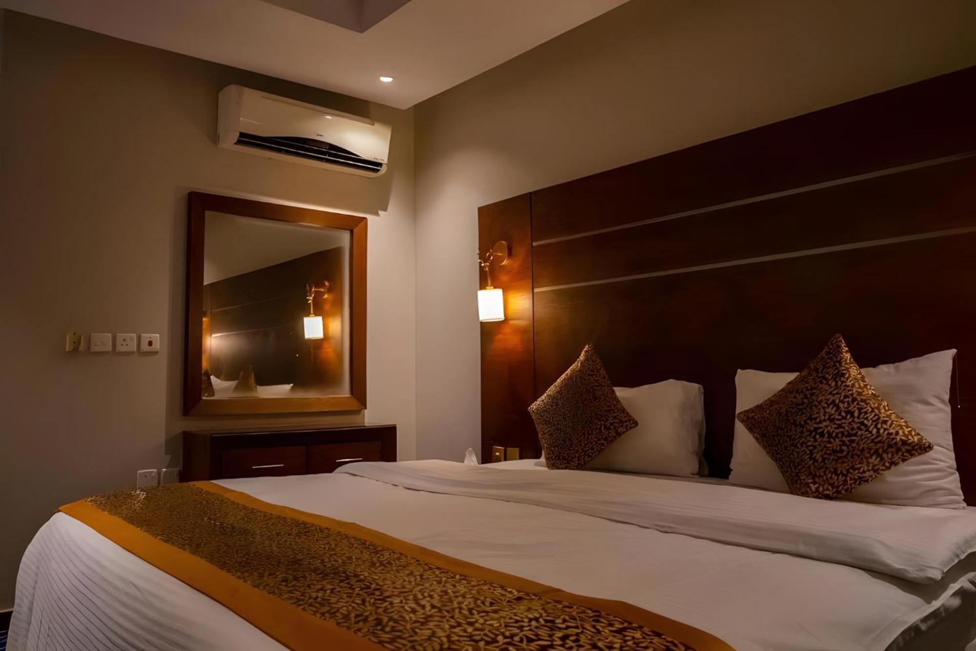 Ahlin Suites Riad Exterior foto